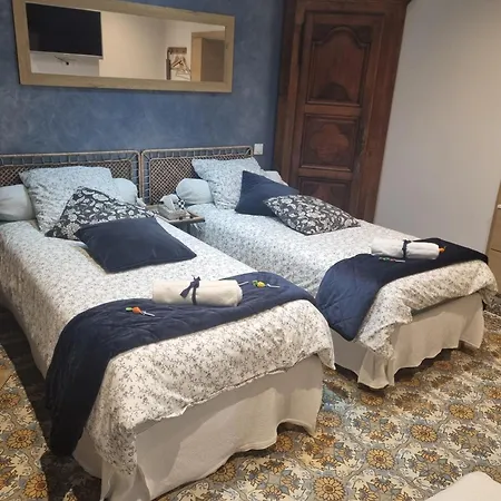 Guest house La Marcelle *